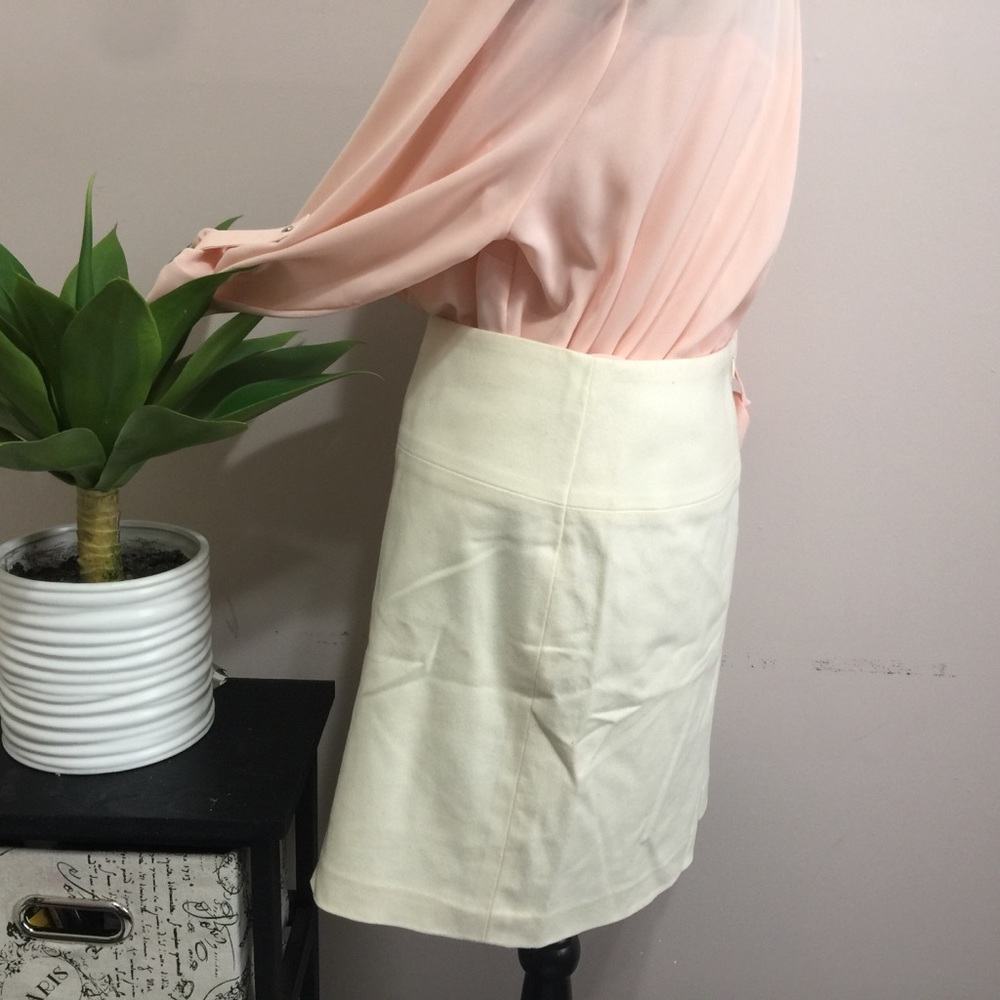 Banana Republic wool skirt - Picture 4 of 6